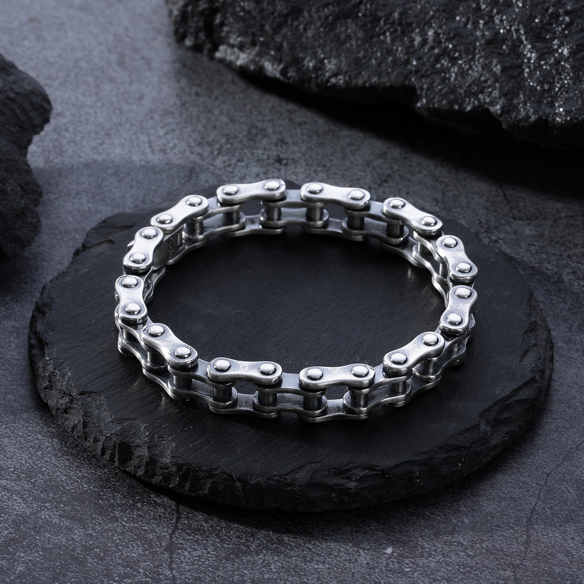 Throttle Chain Bracelet