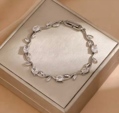 Tulip Blossom Bracelet