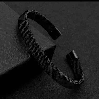 Men’s Stainless Steel Stylish Kara Bracelet