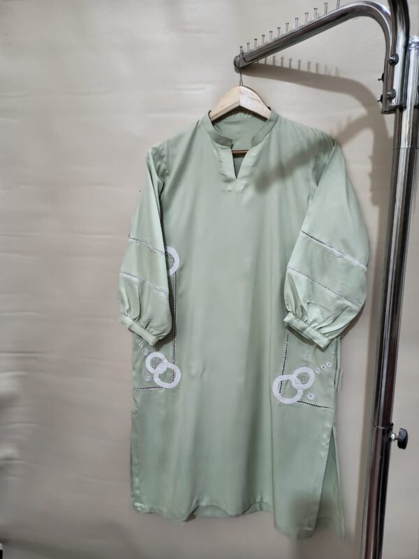 Elegant Mint Green Kurta with White Embroidered Details & Puffy Sleeves